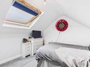 Bedroom- click for photo gallery